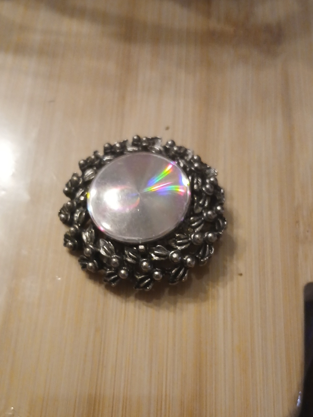 Jewelarama Brooch Pin Holographic Center Silver Tone Leaves Vintage